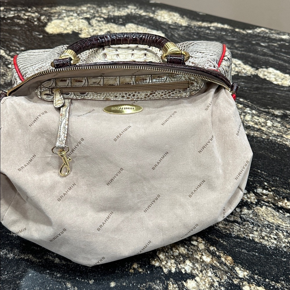 EUC Brahmin “Lisa” croc-embossed satchel - Picture 10 of 16